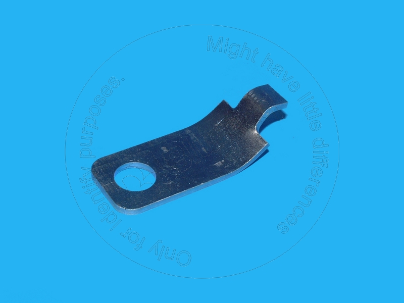 8T1890 BQ ХОМУТ