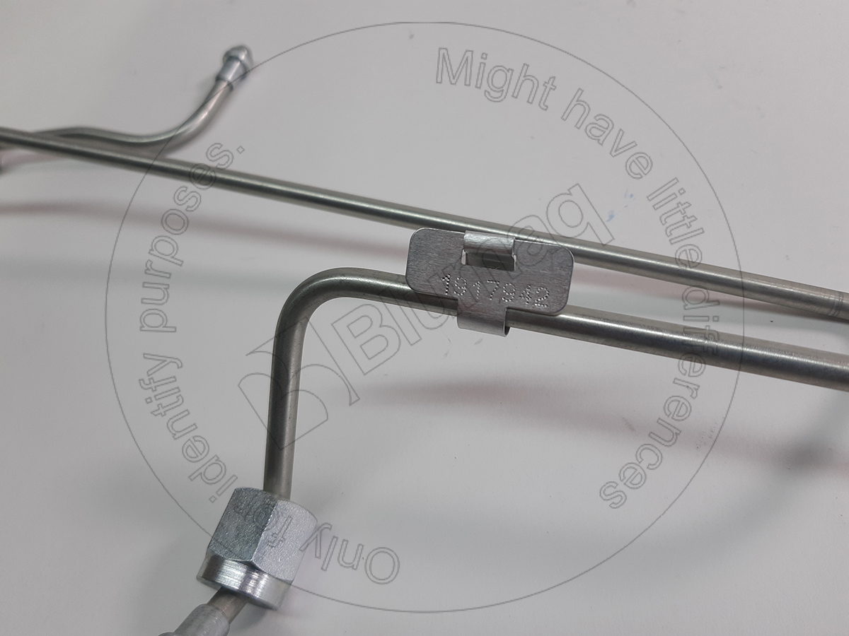 1W0372 ST ТРУБКА ИНЖЕКТОРА